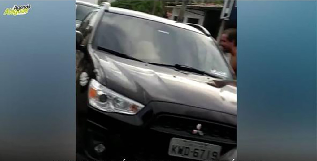 Carro é roubado pela segunda vez em um ano na orla de Maceió