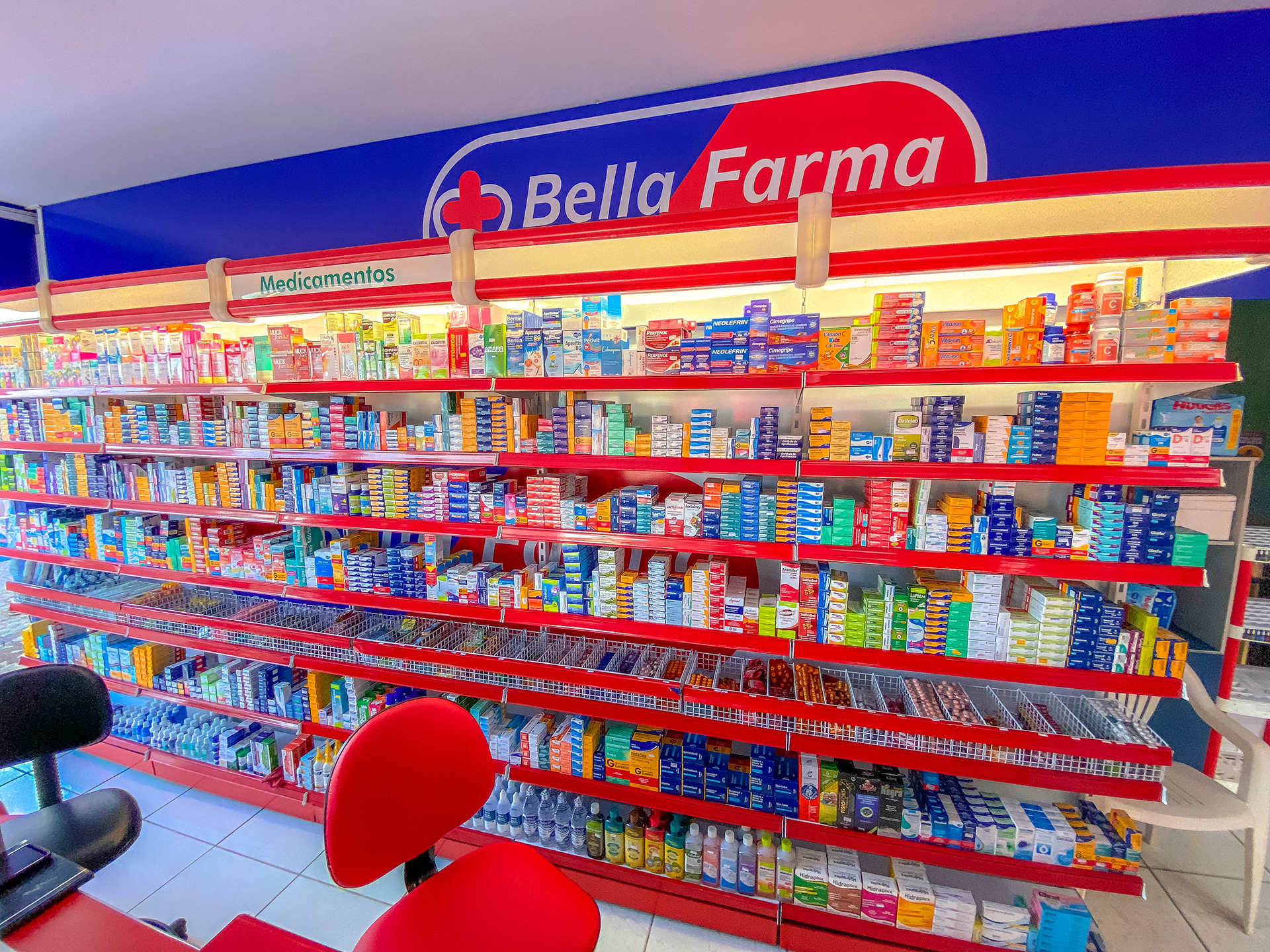 BellaFarma chega em Dois Riachos com promoções e preço baixo para a população
