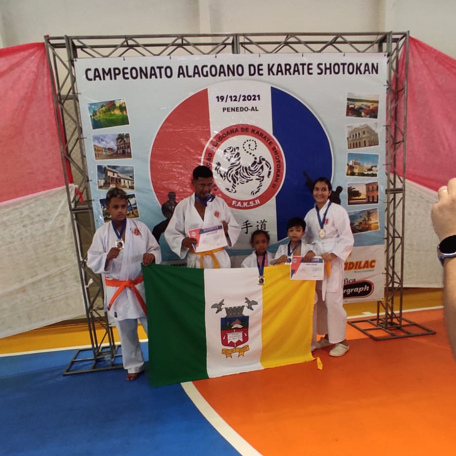 Alunos de Cacimbinhas conquistam boas colocações no Campeonato Alagoano de Karatê
