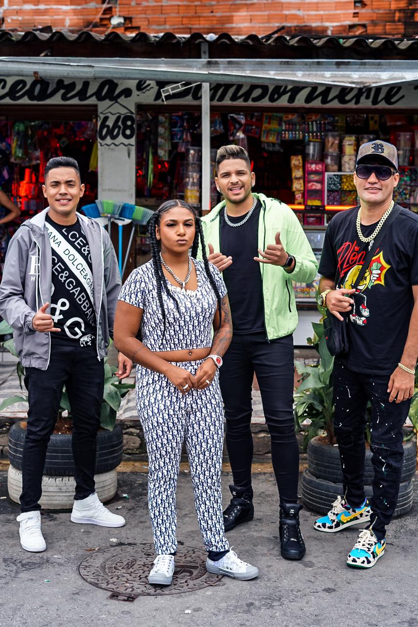 A Turma da Bregadeira  grava videoclipe com Mc Danny  e influenciadores em SP