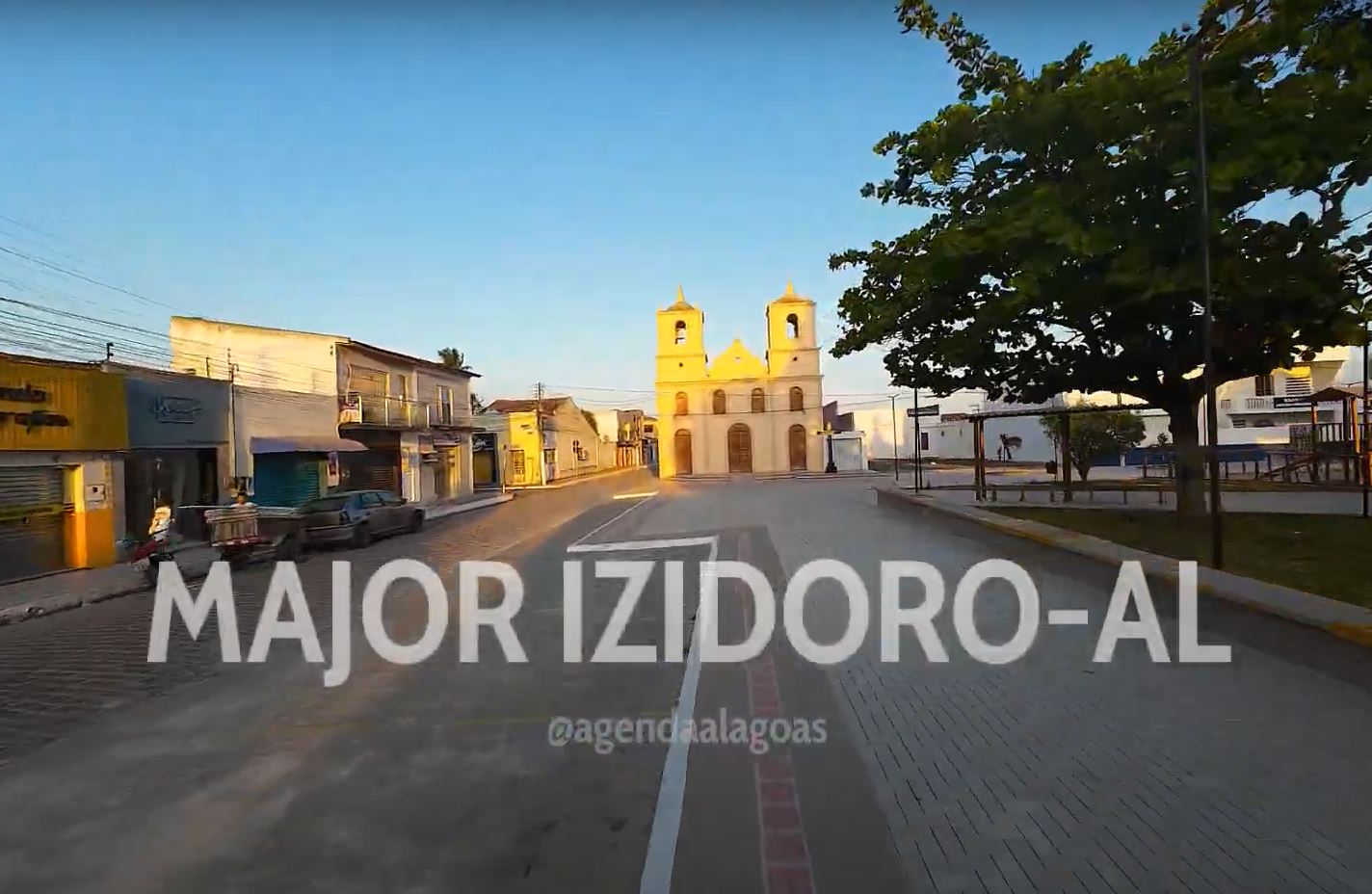 Praça Central da cidade de Major Izidoro-AL (drone Agenda Alagoas)